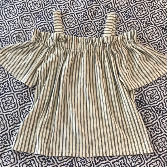 Lucky Brand pinstriped off shoulder sz S top - Picture 1 of 4